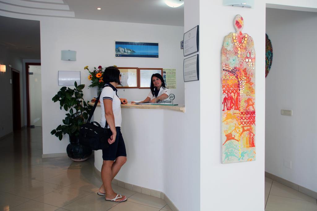 Bikini Hotel Vieste Esterno foto