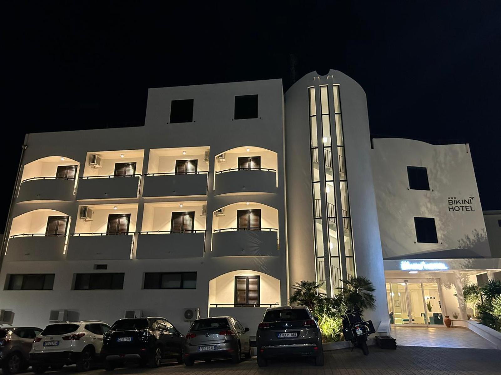 Bikini Hotel Vieste Esterno foto