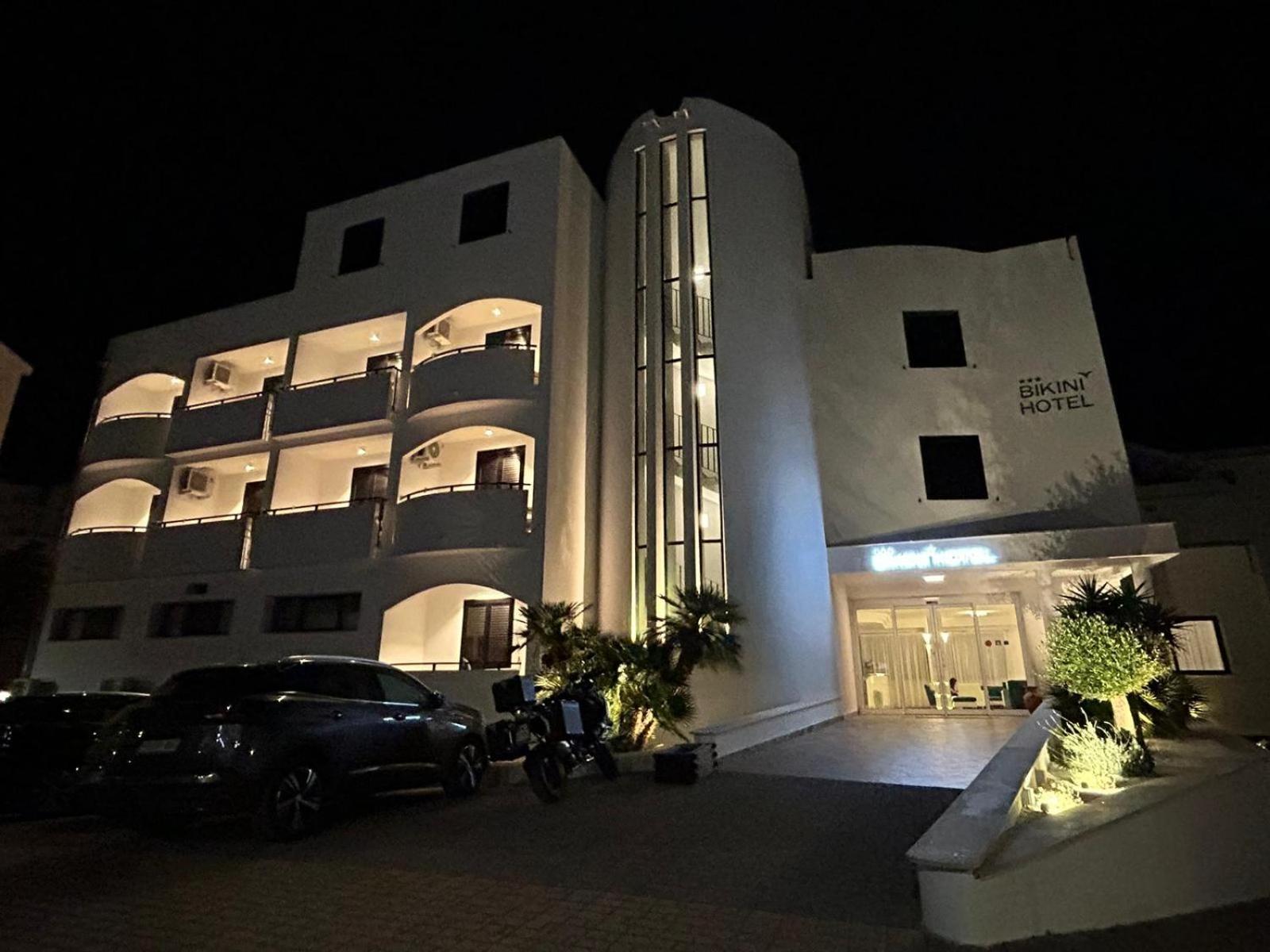 Bikini Hotel Vieste Esterno foto