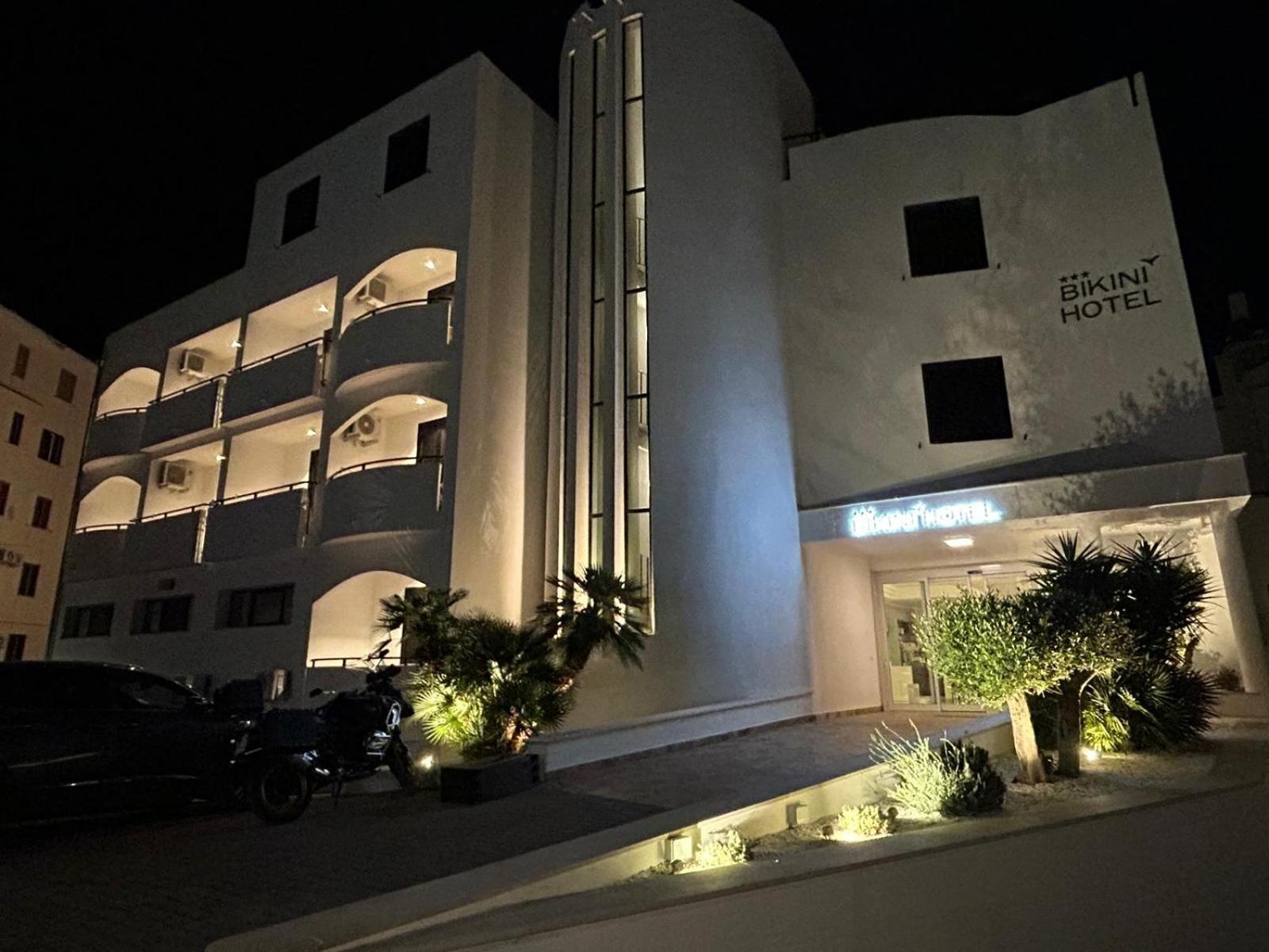 Bikini Hotel Vieste Esterno foto