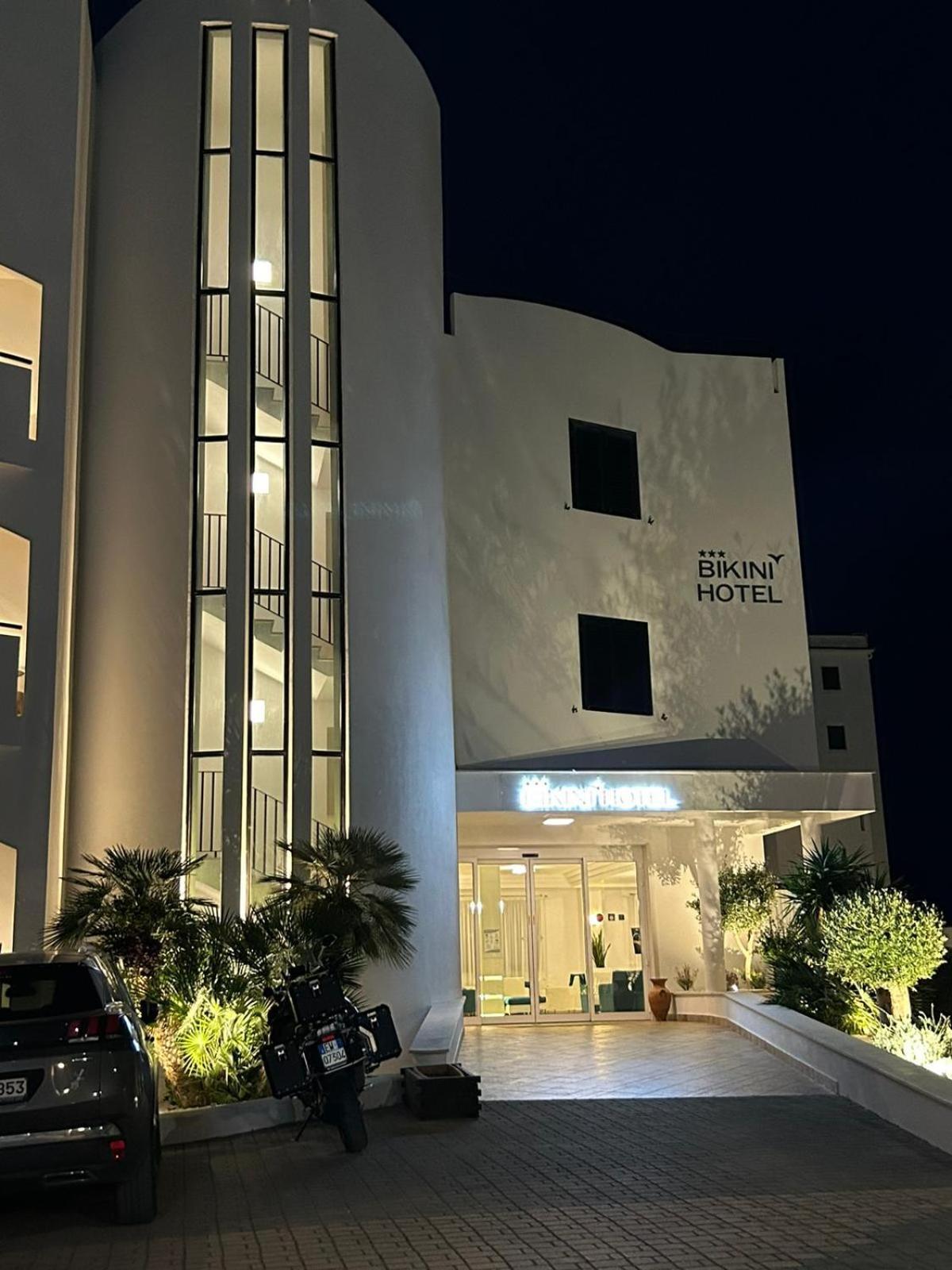 Bikini Hotel Vieste Esterno foto